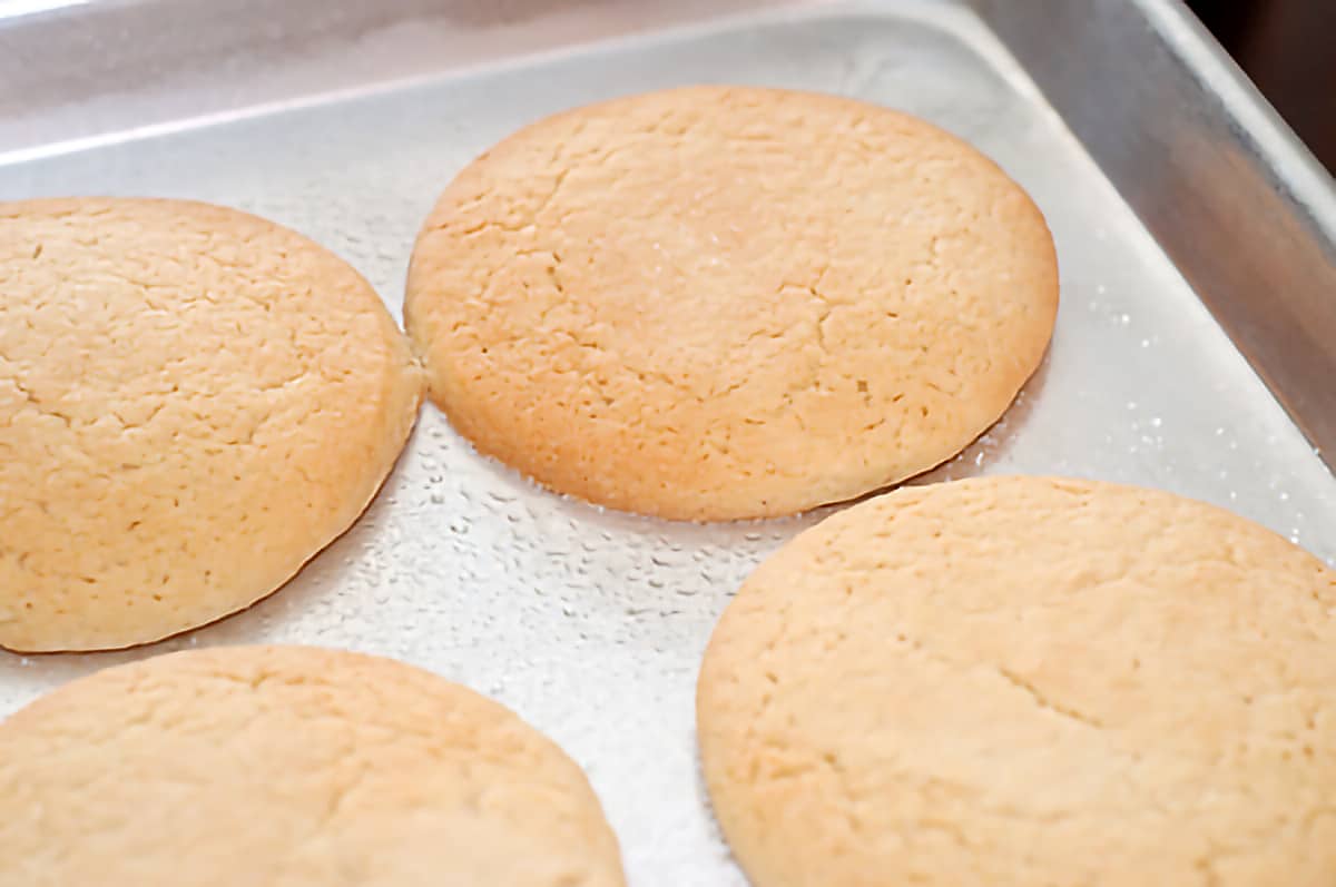 Classic Tea Cakes Cookie Box